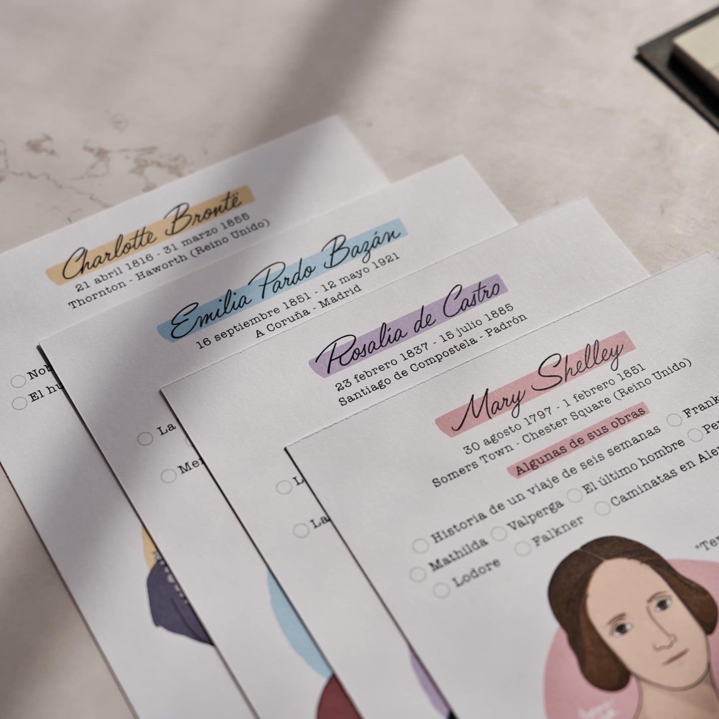 A personal tribute to Galician literature featuring Rosalía de Castro and Emilia Pardo Bazán in a set of illustrated bookmarks by Normablok.