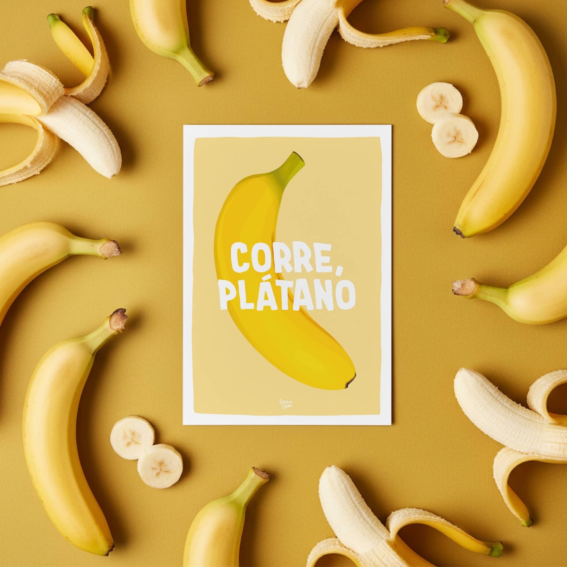 The "Corre Plátano" postcard used as decorative art in a colorful home office, showing how it adds a humorous touch to the space by Normablok.